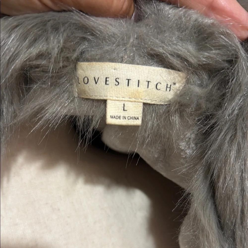 Lovestitch Elegant Gray Faux Fur Vest - Picture 5 of 5